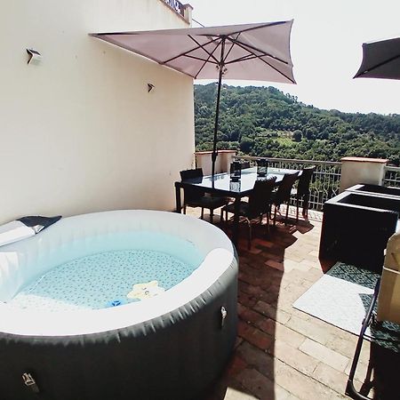 Comfortable Apartment With Sea View In Falcinello Εξωτερικό φωτογραφία