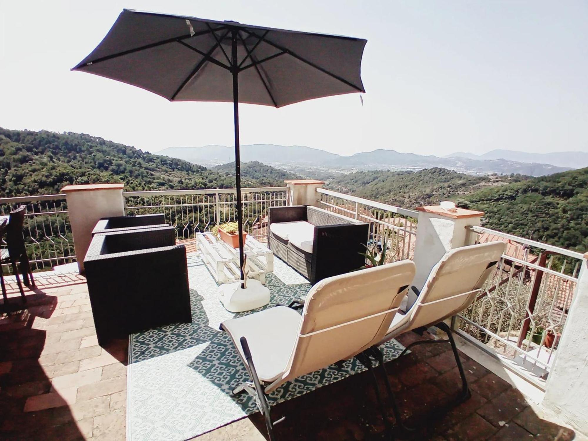 Comfortable Apartment With Sea View In Falcinello Εξωτερικό φωτογραφία